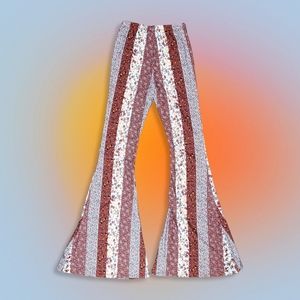 ❤️ 70's Floral Inspired Flare High-Waisted Stretchy Pant | Forever 21 | XS